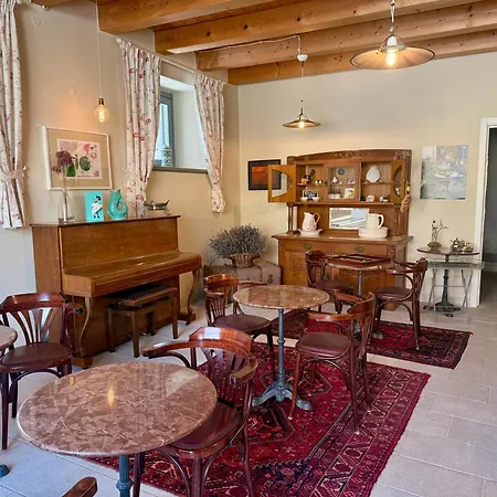 Greif Boutique Juna Farmház Aurisina