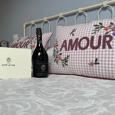 Greif Boutique Juna * Ауризина