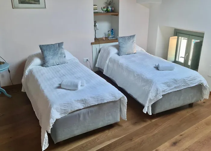 Greif Boutique Juna Aurisina