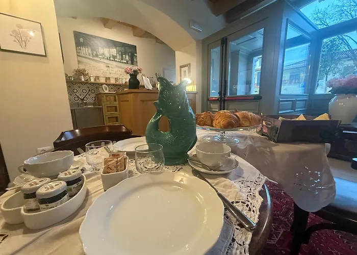 Greif Boutique Juna Aurisina